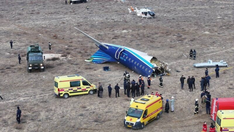 a plane crashed in the desert