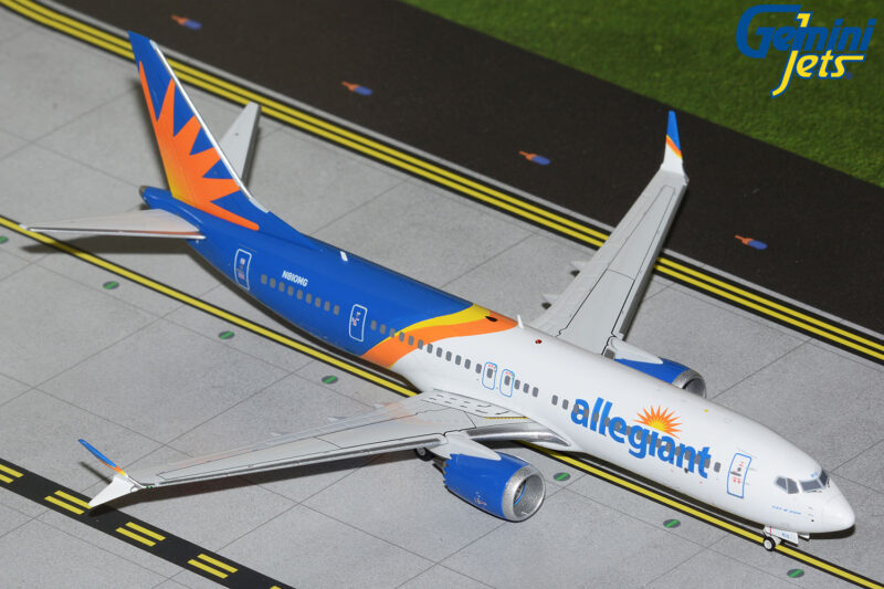 GeminiJets G2AAY1328 1:200 Allegiant Air Boeing 737 MAX 200 N810MG