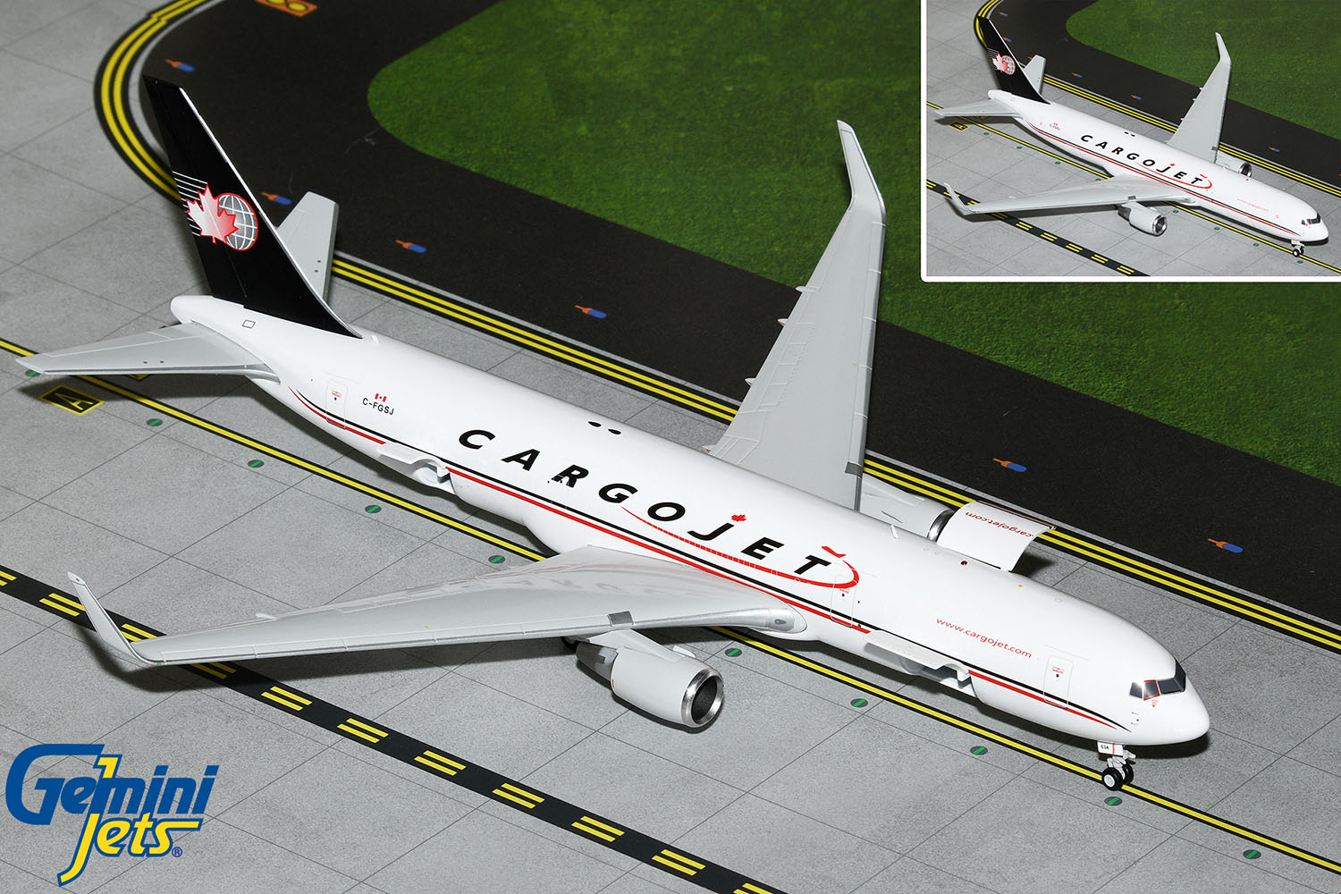 GeminiJets G2CJT1173 1:200 Cargojet Boeing 767-300F (Optional Doors Open/Closed Config)