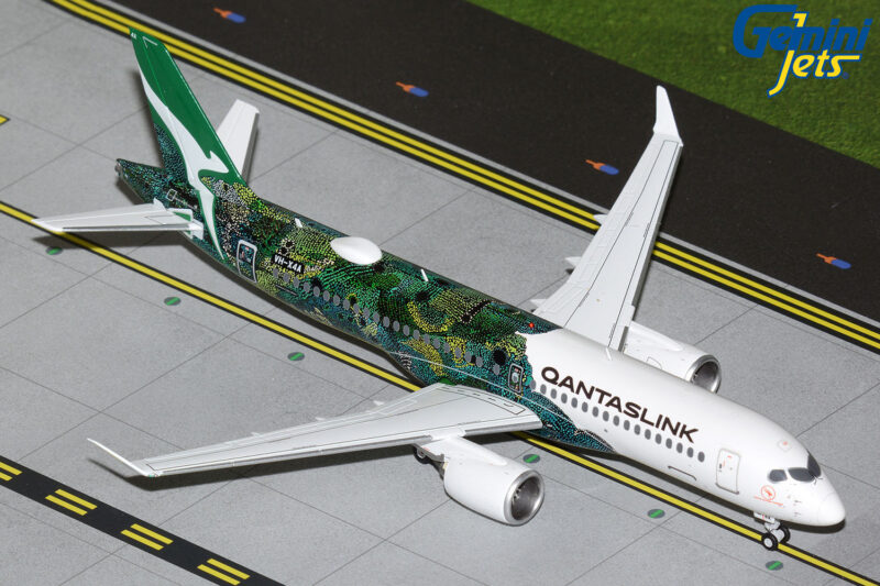 GeminiJets G2QFA1319 1:200 QantasLink Airbus A220-300 (Green) VH-X4A