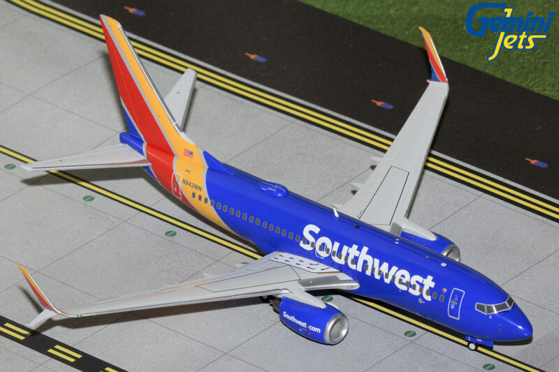 GeminiJets G2SWA1350 1:200 Southwest Airlines Boeing 737-700 N943WN