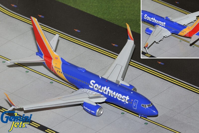 GeminiJets G2SWA1350F 1:200 Southwest Airlines Boeing 737-700 (Flaps Down) N943WN