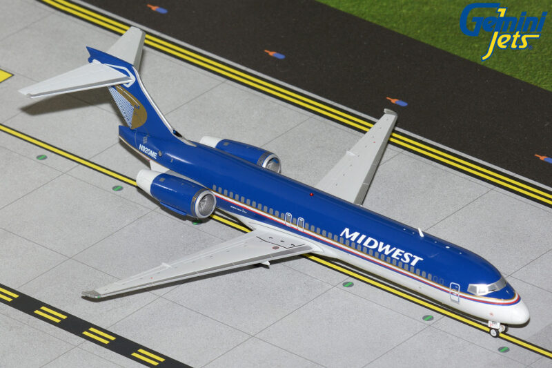 GeminiJets G2MEP1367 1:200 Midwest Airlines Boeing 717-200 N920ME