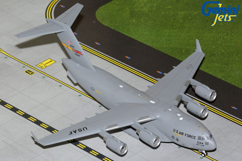 GeminiJets G2AFO1392 1:200 U.S. Air Force C-17 Globemaster III (March ARB)