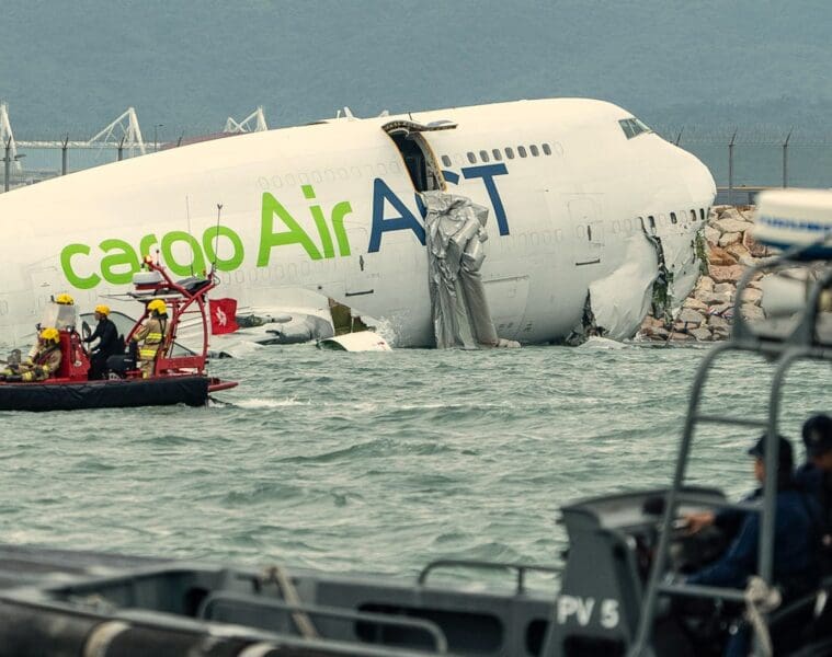 a plane crashed in the water