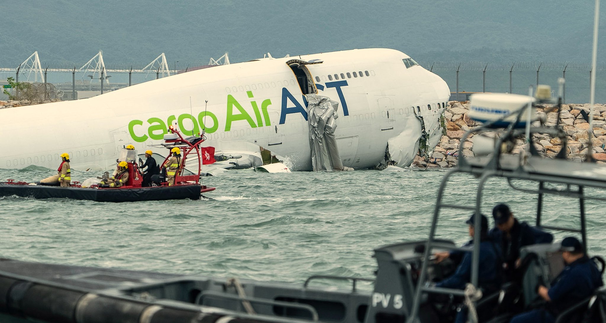a plane crashed in the water