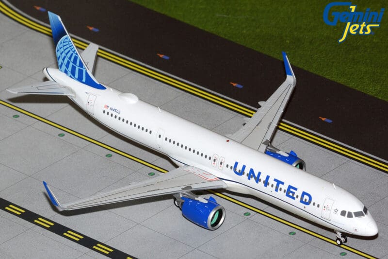 GeminiJets G2UAL1425 1:200 United Airlines Airbus A321neo N14502