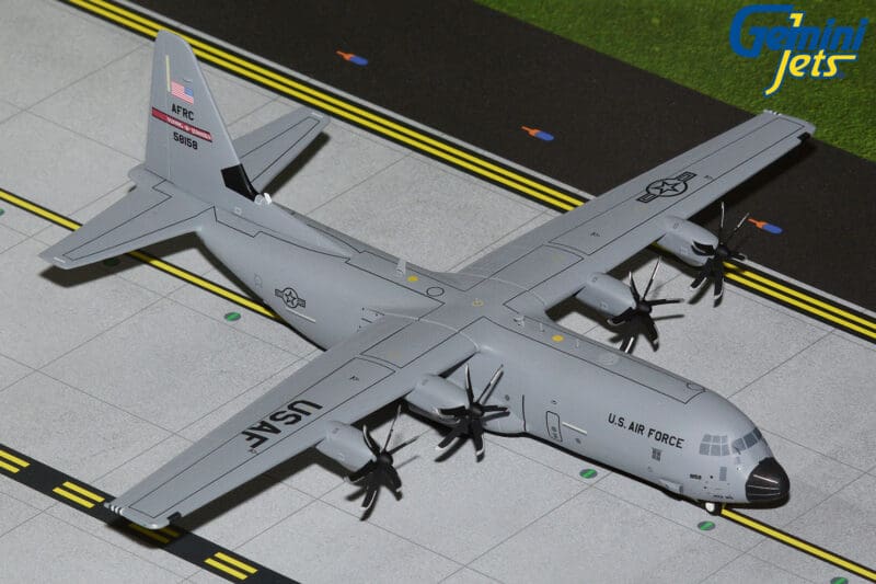 GeminiJets G2AFO1473 1:200 U.S. Air Force Lockheed C-130J Hercules (Keesler AFB)