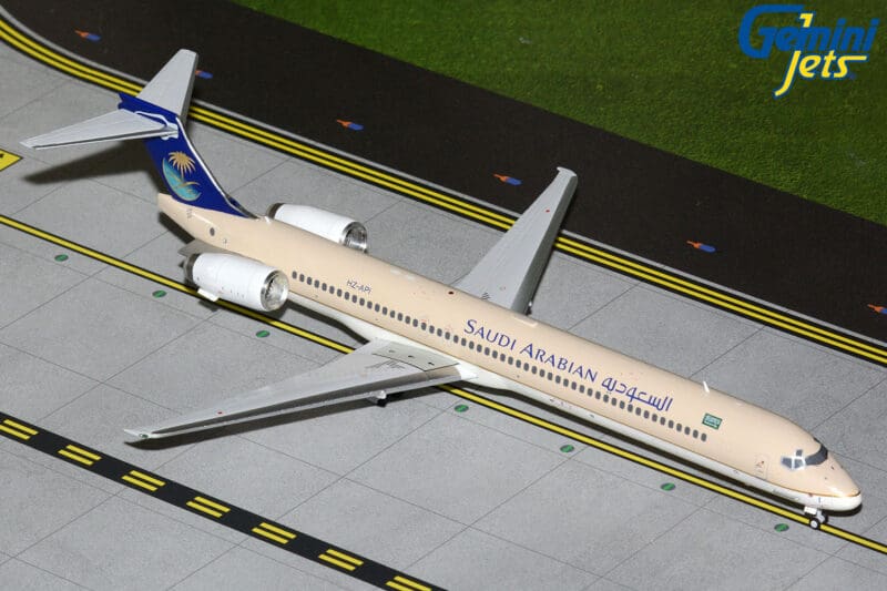 GeminiJets G2SVA1333 1:200 Saudi Arabian Airlines MD-90 HZ-API