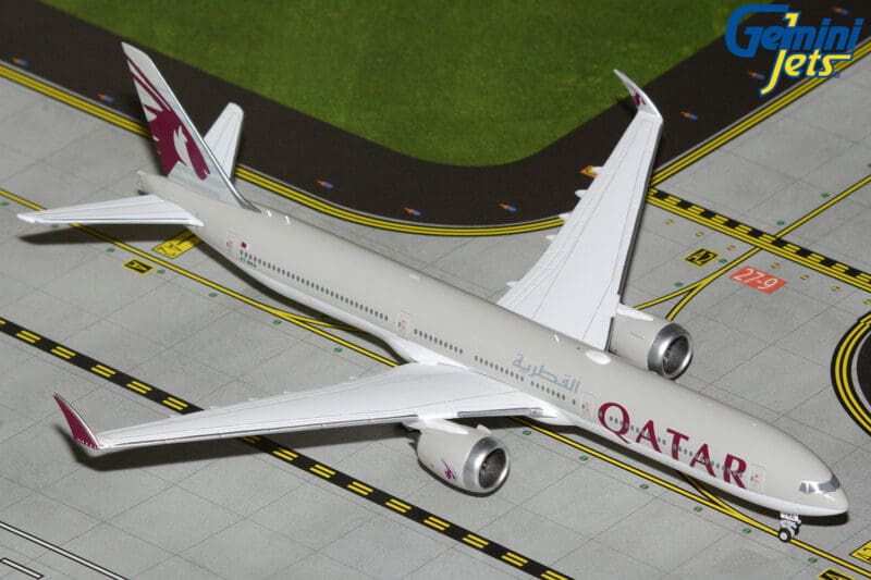GeminiJets GJQTR2278 1:400 Qatar Airways Boeing 777-9X A7-BKA
