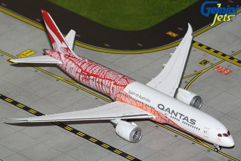 GeminiJets GJQFA2385 1:400 Qantas Boeing 787-9 "Yam Dreaming" VH-ZND