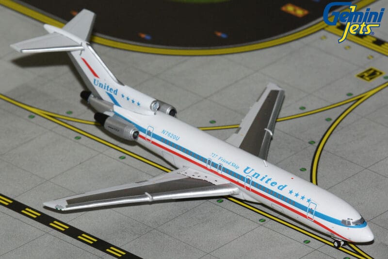 GeminiJets GJUAL2352 1:400 United Airlines Boeing 727-200 "Stars & Bars" N7620U