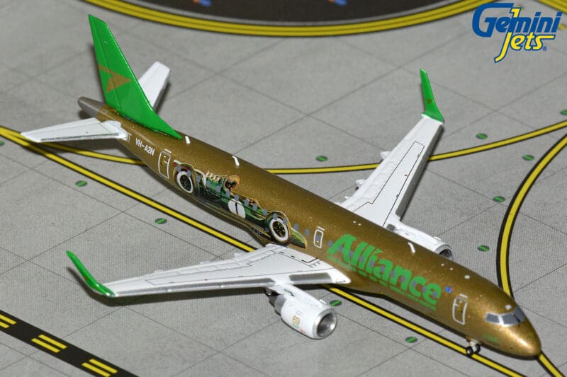 GeminiJets GJUTY2405 1:400 Alliance Air Embraer 190 "Formula 1" VH-A2N