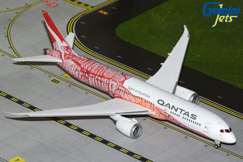 GeminiJets G2QFA1480 1:200 Qantas Boeing 787-9 "Yam Dreaming" VH-ZND