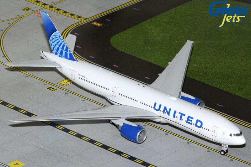 GeminiJets G2UAL1260 1:200 United Airlines Boeing 777-200ER N798UA