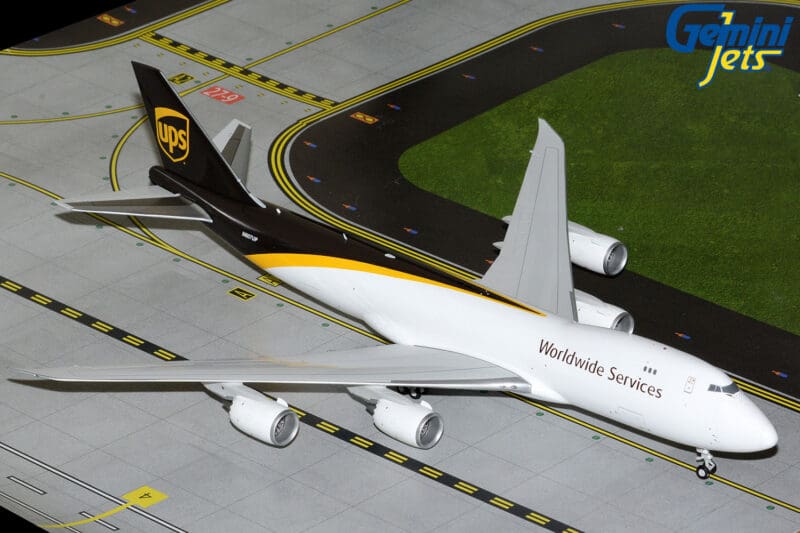 GeminiJets G2UPS976 1:200 UPS Boeing 747-8F N607UP
