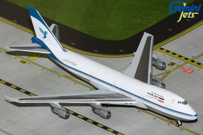 GeminiJets GJIRA2305 1:400 Iran Air Boeing 747-100 EP-IAM