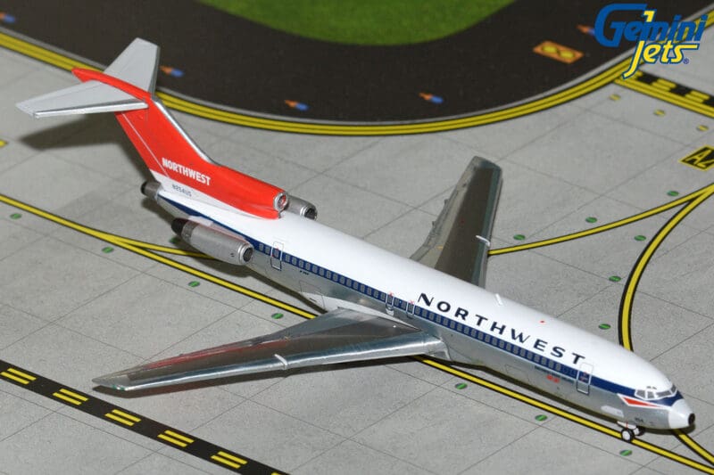 GeminiJets GJNWA2369 1:400 Northwest Orient Boeing 727-200 N254US