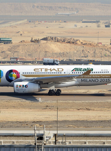Etihad Sells Aircraft